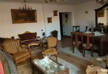 Apartment with Garden For sale - 3 rooms - floor 3