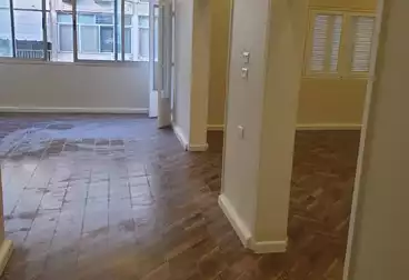 Apartments For sale - 3 rooms - floor 2