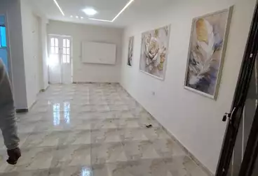 Apartments For sale - 2 rooms - floor 9