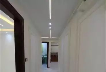 Apartments For sale - 3 rooms - floor 1
