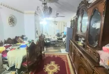 Apartments For sale - 2 rooms - floor 4