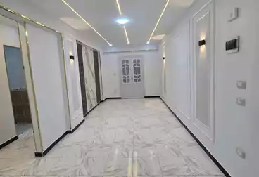 Apartments For sale - 3 rooms - floor 3
