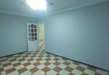 Apartments For sale - 2 rooms - floor 4