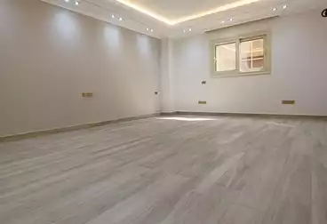 Apartments For sale - 3 rooms - floor 2