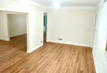 Apartments For sale - 3 rooms - floor 1