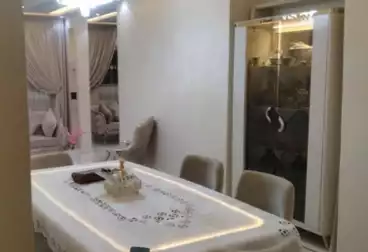 Apartments For sale - 3 rooms - floor 8