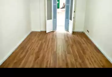 Apartments For sale - 3 rooms - floor 1