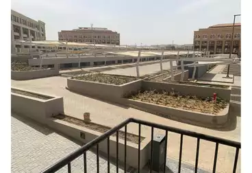 إداري للإيجار - 3 غرف - بالدور 3