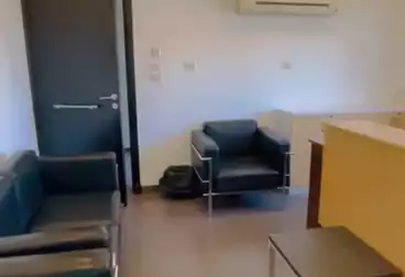 Administrative For rent - 3 rooms - floor 3