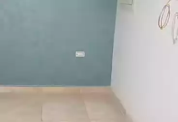 Apartments For sale - 2 rooms - floor 12