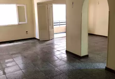 Apartments For sale - 3 rooms - floor 5