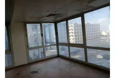 مقر إداري للإيجار - بالدور 2
