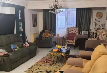 شقق للبيع - 3 غرف - بالدور 4
