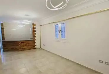 Apartments For sale - 2 rooms - floor 5