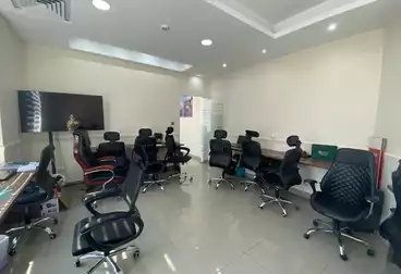 Administrative For rent - 4 rooms - floor 3