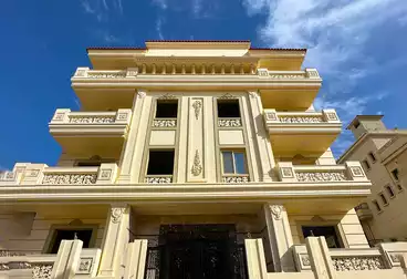 Apartments For sale - 3 rooms - floor 1