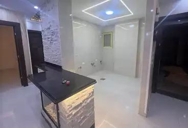 Apartments For sale - 3 rooms - floor 1