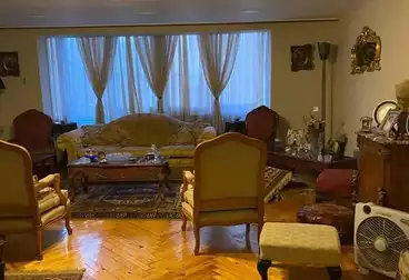 Furnished Apartment For sale - 3 rooms - floor 4
