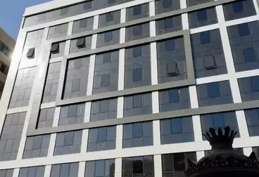 Commercial For sale - floor 0