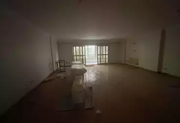 Apartments For sale - 3 rooms - floor 2
