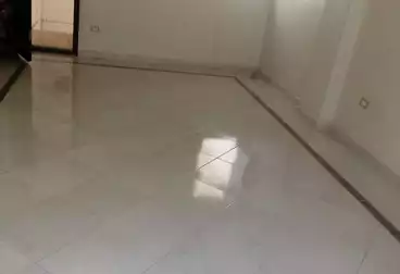عقارات للإيجار - 3 غرف - بالدور 1