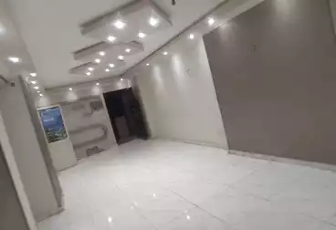 Apartments For rent - 3 rooms - floor 5