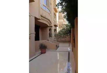 دوبلكس للبيع - 4 غرف - بالدور 0