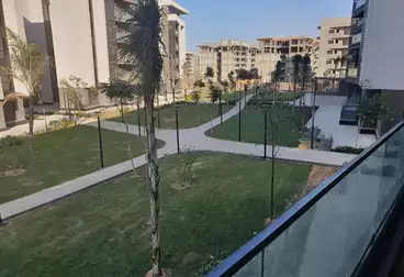 Apartments For sale - 3 rooms - floor 1