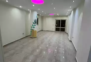 شقق للإيجار - 3 غرف - بالدور 1