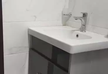 Apartments For sale - 3 rooms - floor 5
