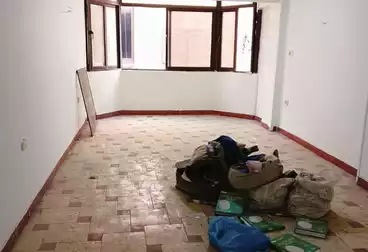 Apartments For sale - 3 rooms - floor 4