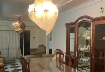 Furnished Apartment For sale - 3 rooms - floor 2