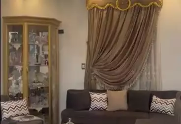 undefined undefined - 2 rooms - floor 8