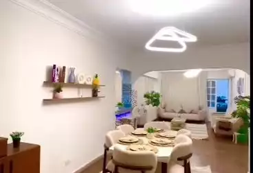 Furnished Apartment For rent - 3 rooms - floor 6