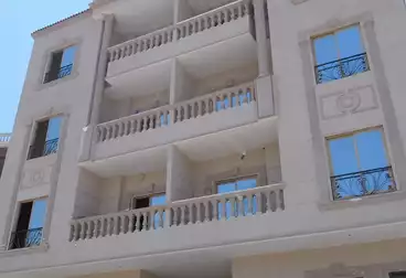 Apartments For sale - 3 rooms - floor 4