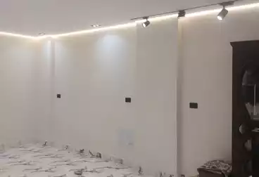 Apartments For sale - 2 rooms - floor 9