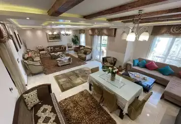 Apartments For sale - 3 rooms - floor 4