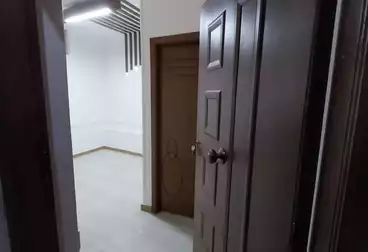 Apartments For sale - 2 rooms - floor 1