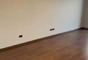 undefined undefined - 2 rooms - floor 5