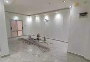 Apartments For sale - 3 rooms - floor 5