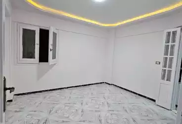Apartments For sale - 2 rooms - floor 4