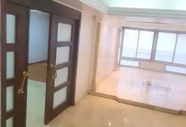 Administrative For rent - 3 rooms - floor 7