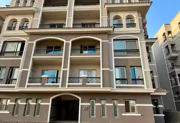 Apartments For sale - 3 rooms - floor 4