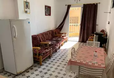 شقق مفروشة للبيع - 2 غرف - بالدور 3