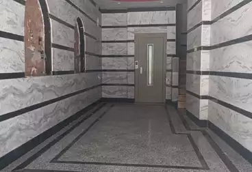 Apartments For sale - 3 rooms - floor 1