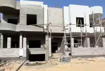 Villas For sale - 6 rooms