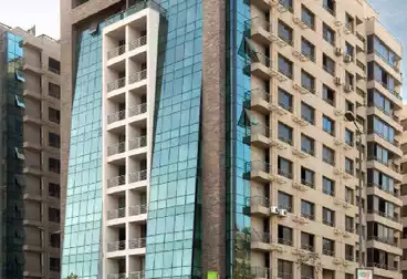 Administrative For rent - 5 rooms - floor 8