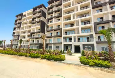 Apartment with Garden For sale - 3 rooms - floor 0