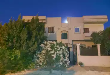 Villas For sale - 16 rooms