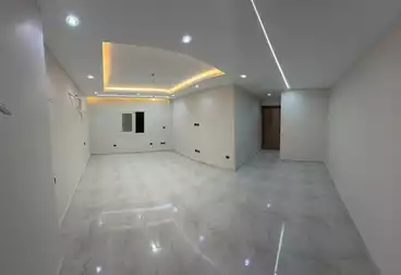 Apartments For sale - 3 rooms - floor 2